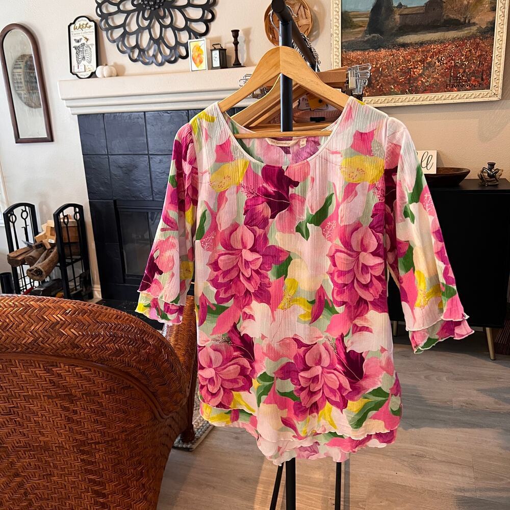 Soft Surroundings Blouse Womens Size Medium Colorful Floral Tiered Scallop Hem - Picture 16 of 16